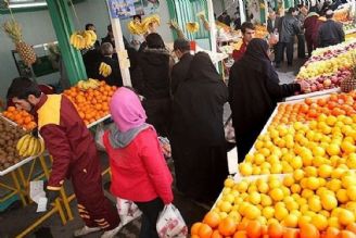 نظارت بازرسان افتخاری بر بازار میوه شب عید