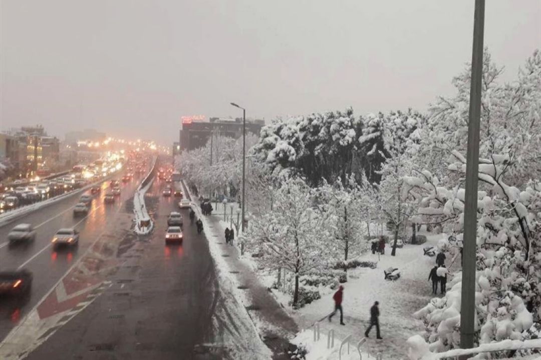 هشدار نارنجی هواشناسی برای تهرانی‌ها/ بارش برف و كولاك تا دوشنبه