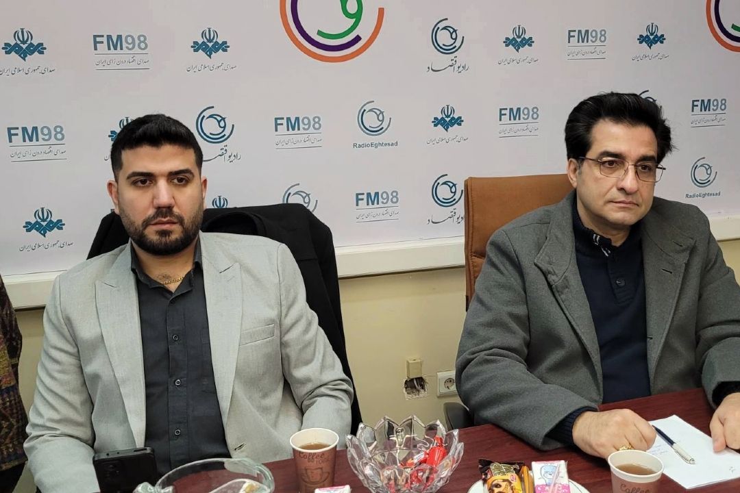 نشست هم اندیشی برنامه سازان به توان زندگی با كارشناسان