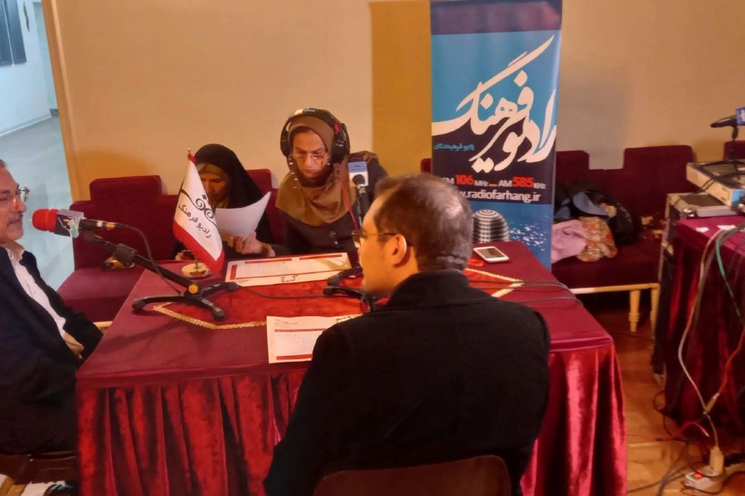 پخش بخش هایی از اجرای زنده سالار عقیلی در پنجگاه رادیو فرهنگ