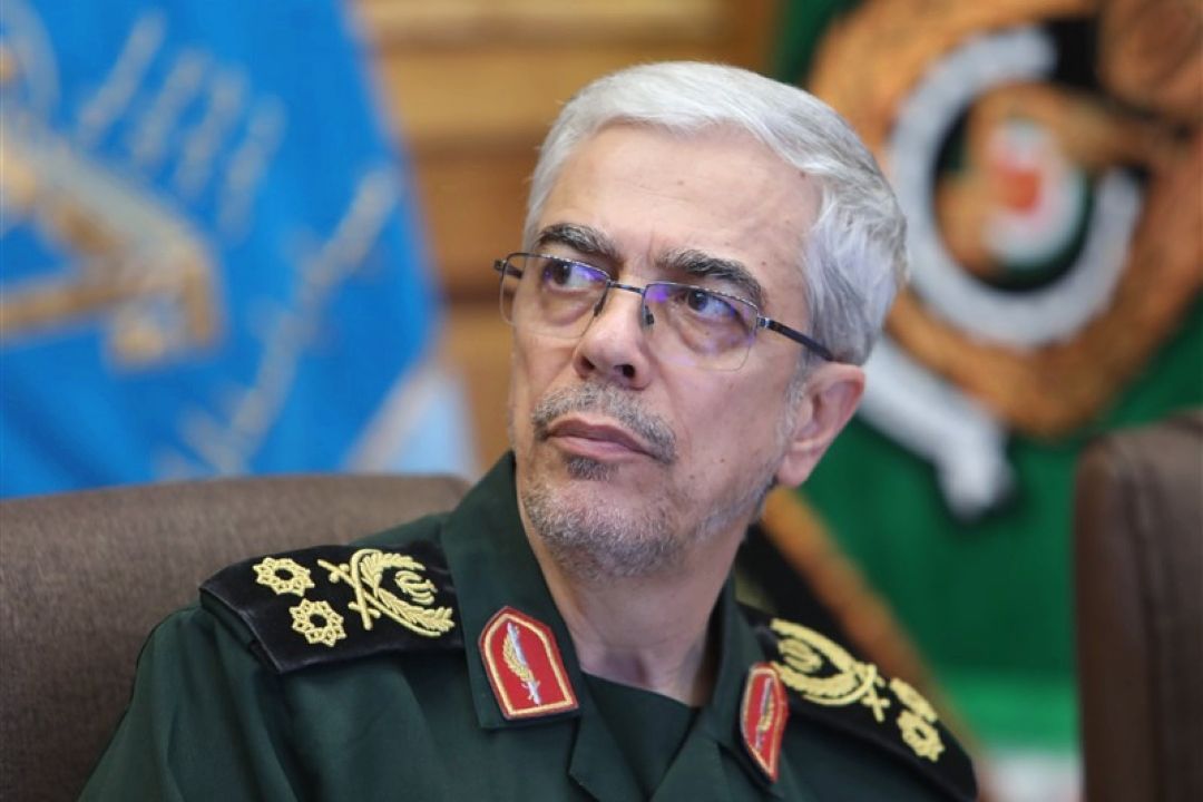 سرلشكر باقری: امنیت پایدار در شرایط پرتلاطم منطقه‌ای محصول رویكرد جامعه اطلاعاتی كشور است