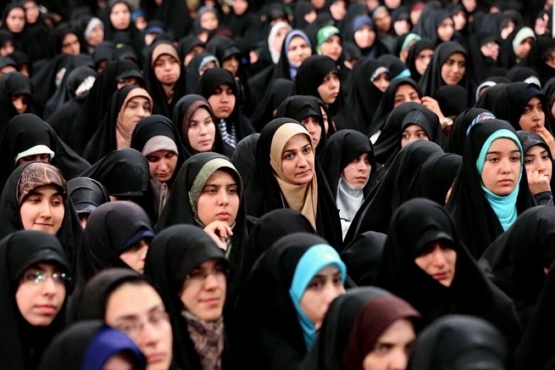 تشكل‌های دانشجویی تحقق الگوی سوم زن را مطالبه كنند