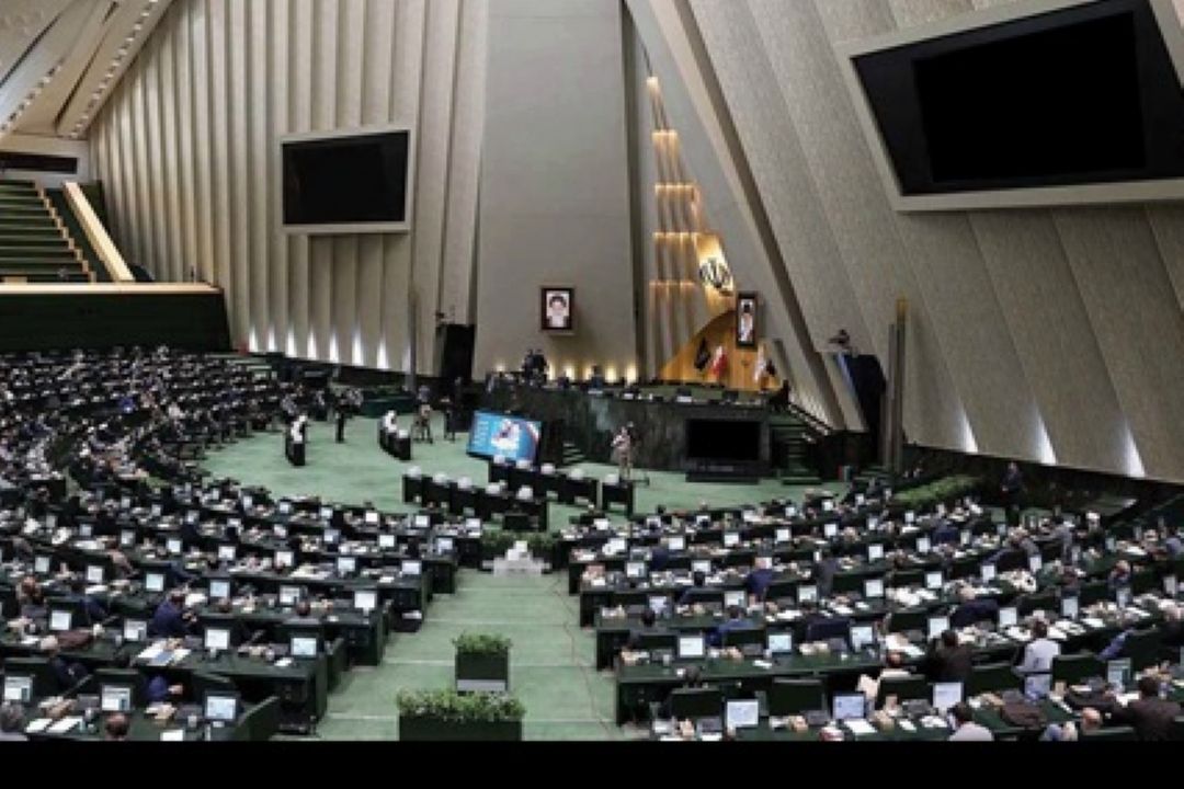 بیانیه 220 نفر از نمایندگان در حمایت از راهبردها و تولیدات قرآنی رسانه ملی