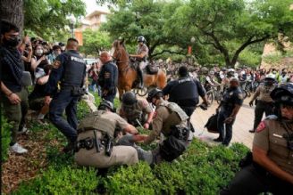 اقدامات قوه قهریه پلیس امریكا در برابر صلح دانشجویی