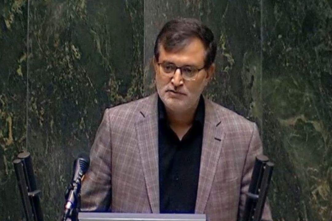 حق‌وردی: وزارت نیرو به كمبود آب شرب و كشاورزی غرب استان تهران توجه كند