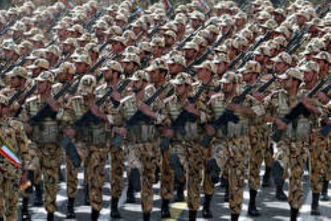 «سربازان» اولویت نخست بهره‌مندی از طرح كسر خدمت فرزندان ایثارگران هستند
