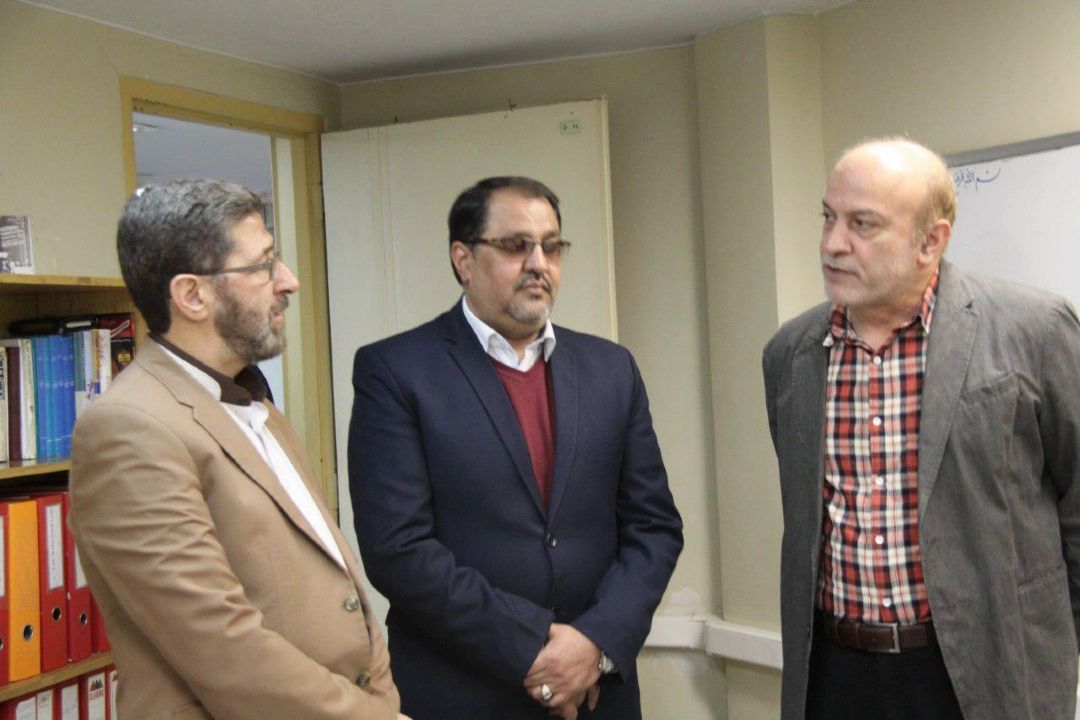 بازدید معاون صدا از رادیو فرهنگ