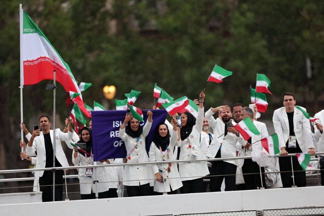 حضور كاروان ورزشی جمهوری اسلامی ایران در افتتاحیه المپیك پاریس