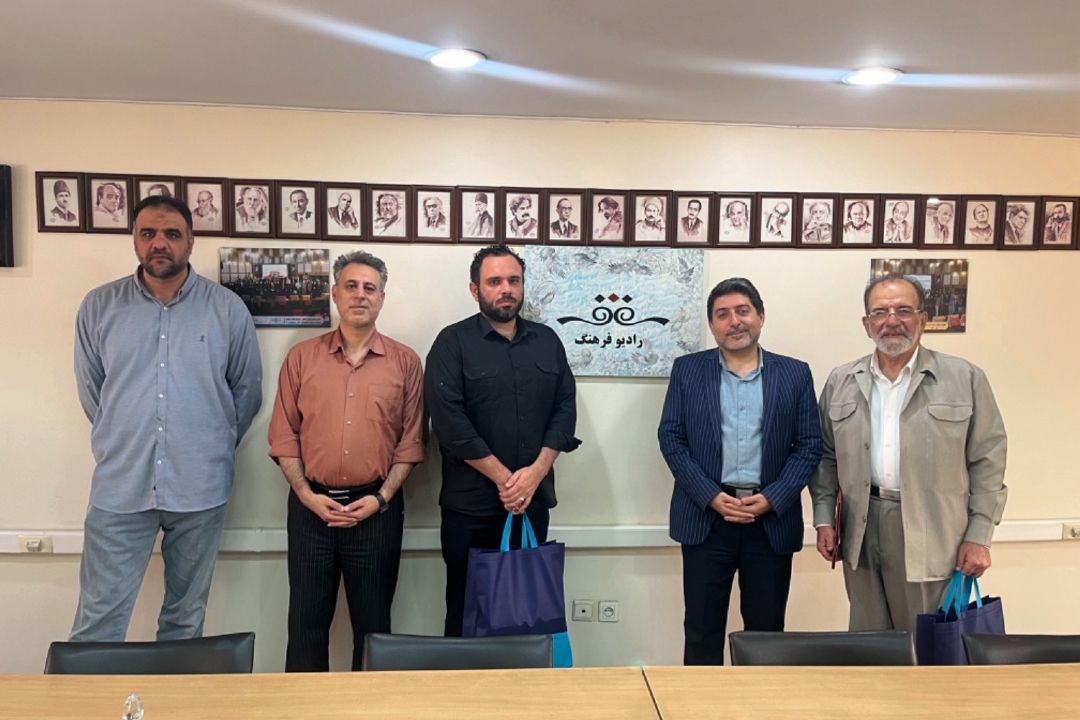 تقدیر رادیو فرهنگ از همراهی دو كارشناس برنامه‌های انتخاباتی