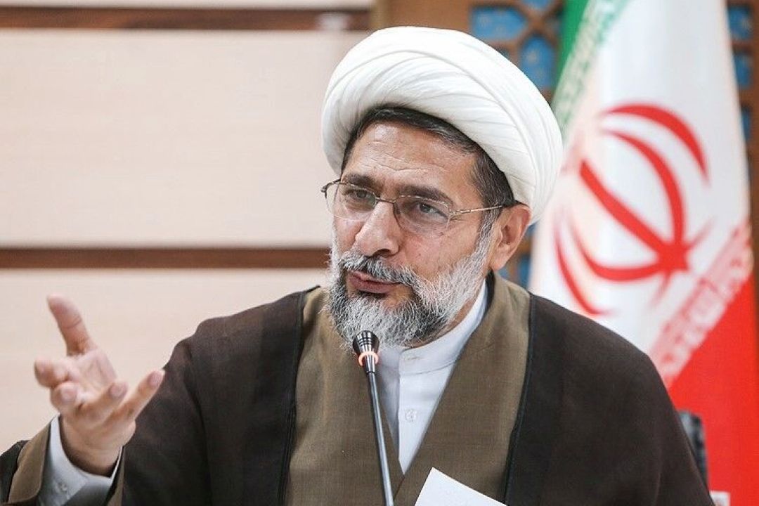 تفسیر و بررسی نكات ترجمه و واژگان آیات قرآن كریم در برنامه فهم زبان قرآن