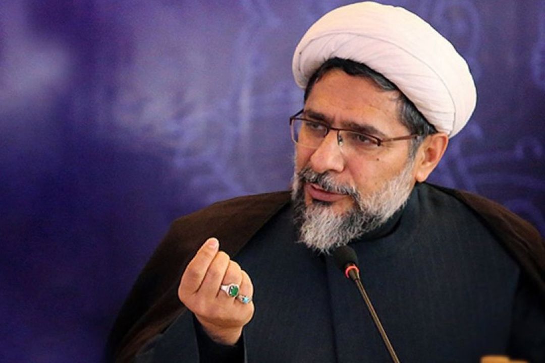 تفسیر و بررسی نكات ترجمه و واژگان آیات قرآن كریم در برنامه فهم زبان قرآن