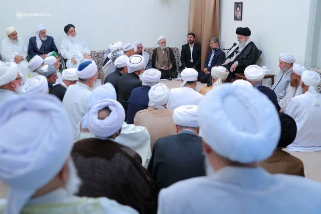موضوع «امت اسلامی» به هیچ وجه نباید فراموش شود