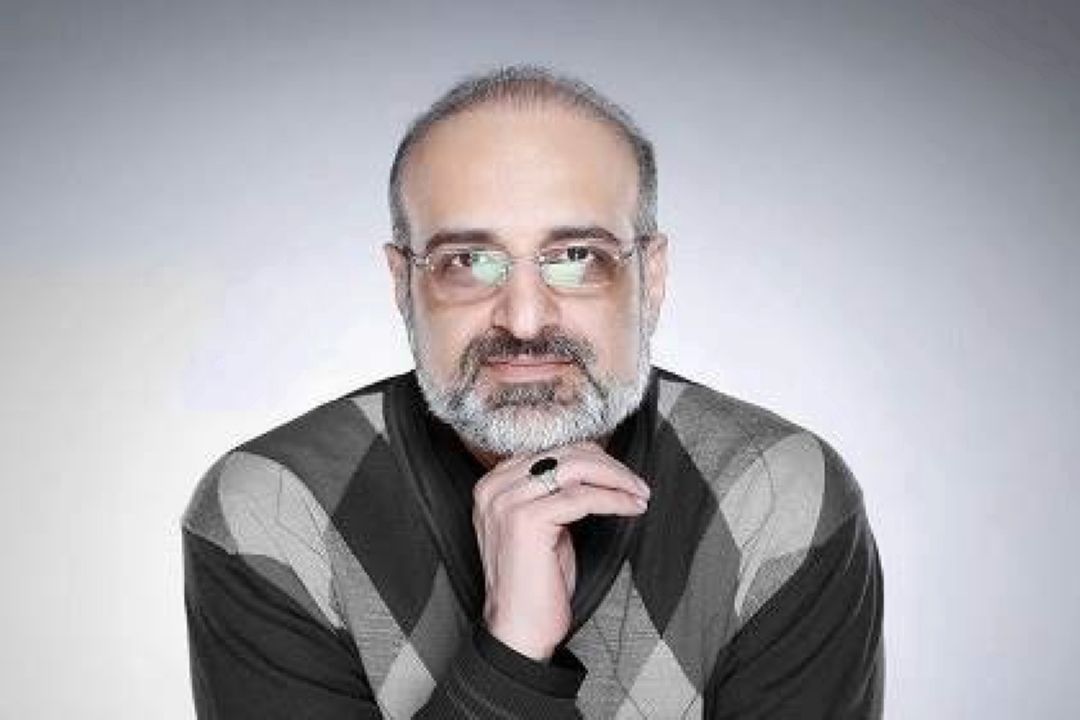 بمان با من
