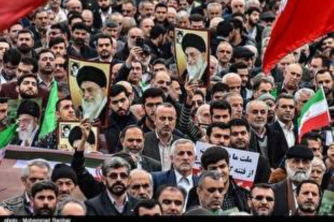 راهپیمایی مردمی در حمایت از نظام ایران در شهر‌های مختلف 