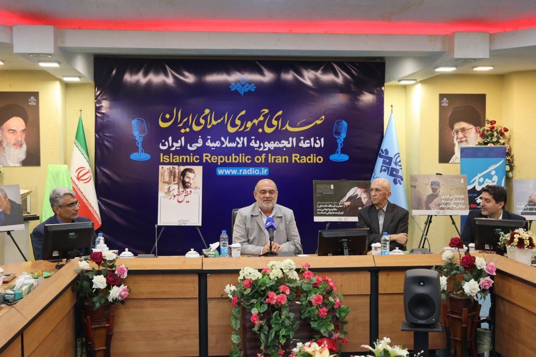 معاون صدا در مراسم رونمایی لوح فشرده «فیض حضور» با موضوع زندگی شهید ابراهیمی‌مجد مطرح كرد: رادیو گنجینه دفاع مقدس را به جوانان انتقال می‌دهد