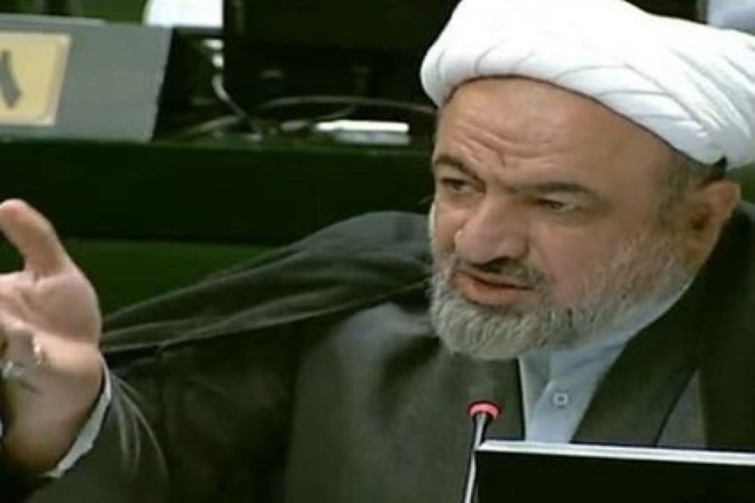 باید قانون همان‌طور كه برای مردم بی‌پناه اجرا می‌شود، برای مسئولان نیز عملیاتی شود