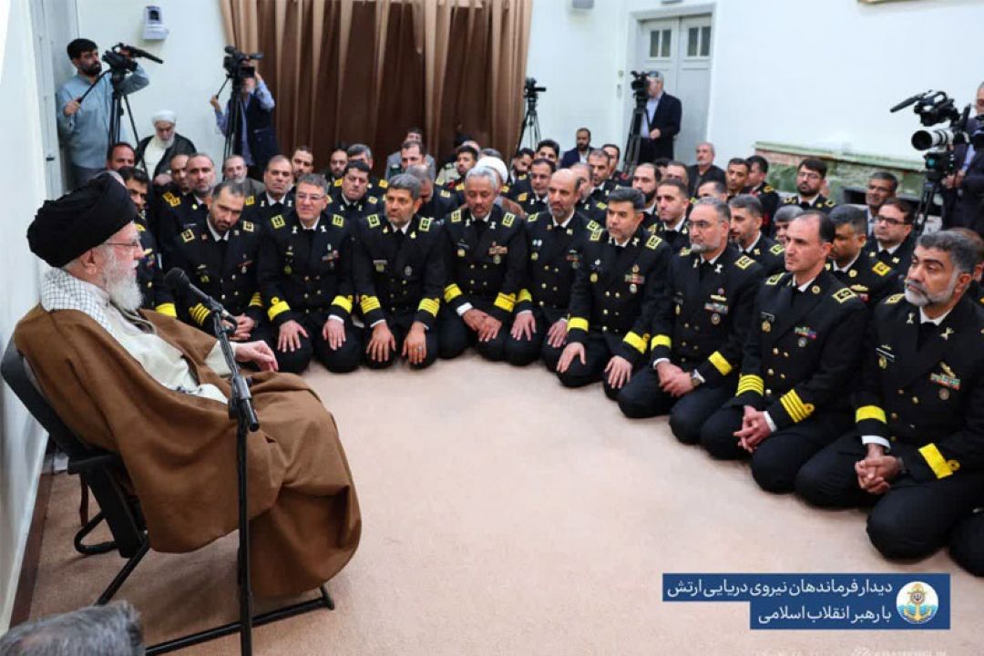 فرماندهان نیروی دریایی ارتش با رهبر انقلاب دیدار كردند