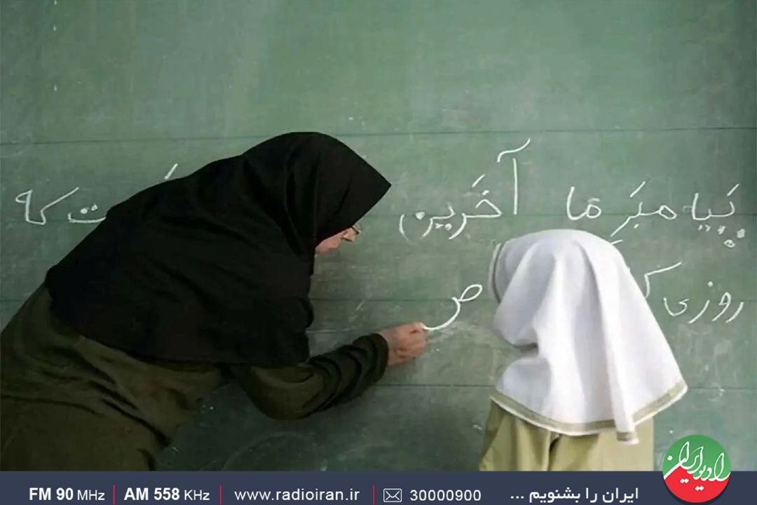 نماینده مجلس به مشكلات رسیدگی می‌كند