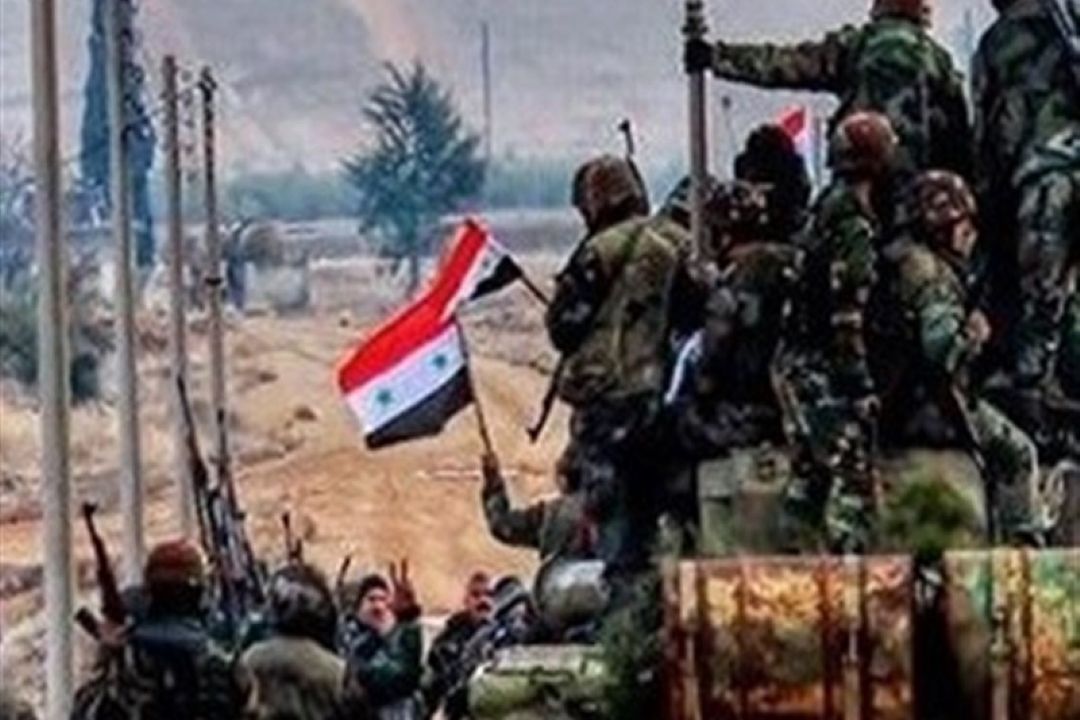  ضربات سنگین ارتش سوریه تروریست‌ها را از حماه به عقب راند 