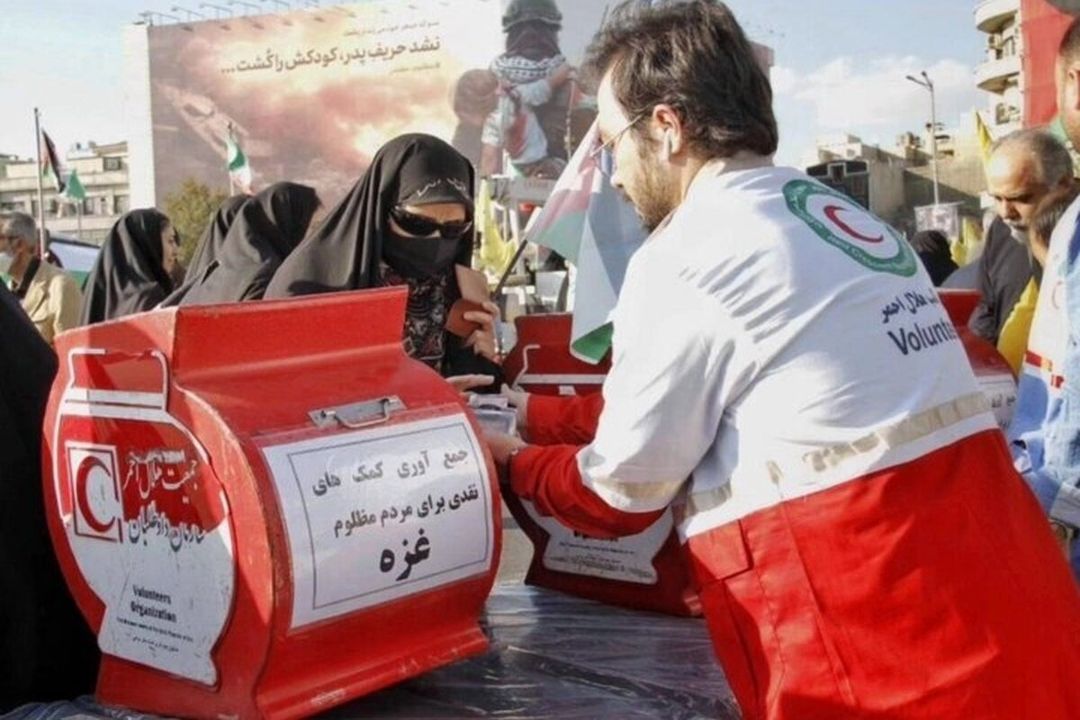 توضیحات رئیس داوطلبان هلال احمر از نحو ارسال كمك های جمع آوری شده هلال احمر به كشور لبنان
