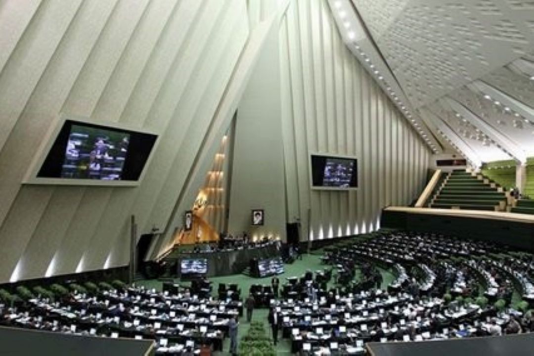 تكلیف سازمان غذا و دارو برای ایجاد ذخیره 6 ماهه داروها و ملزومات پزشكی ضروری