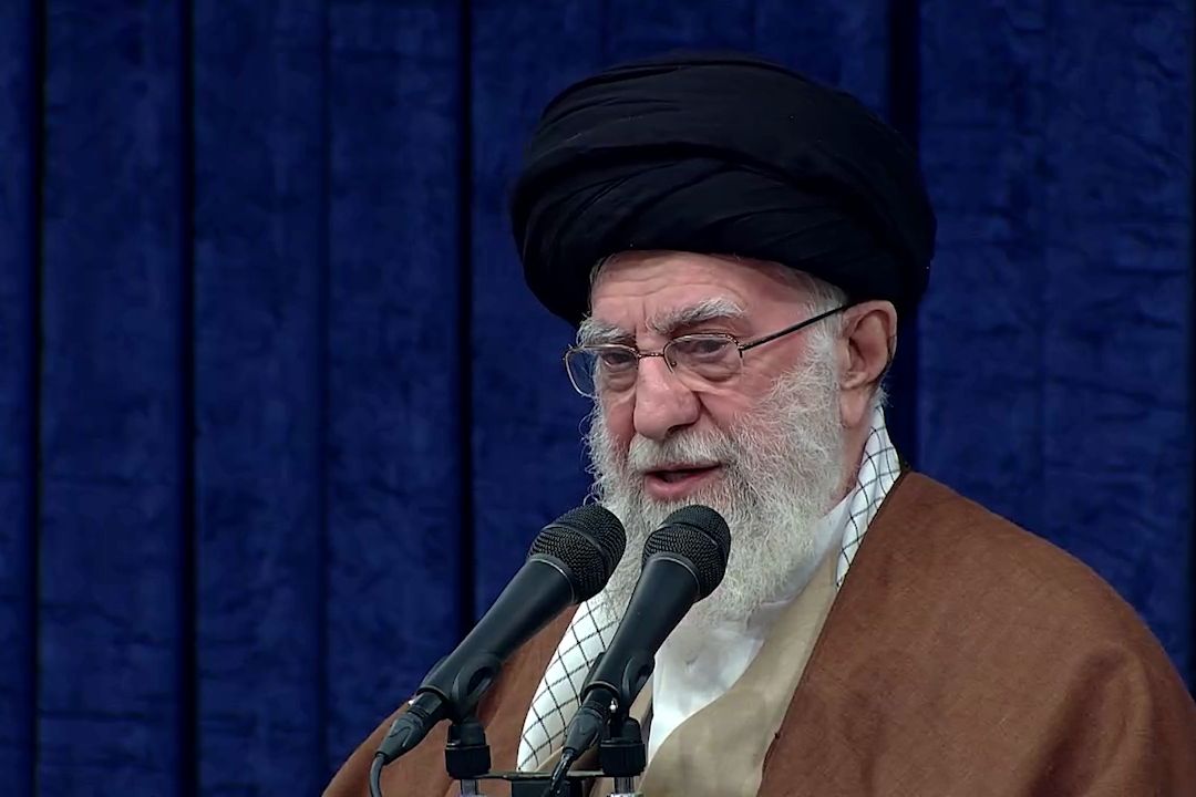 نباید تردید كرد كه عامل اصلی آنچه در سوریه اتفاق افتاد، در اتاق فرمان آمریكا و اسرائیل طراحی شده است