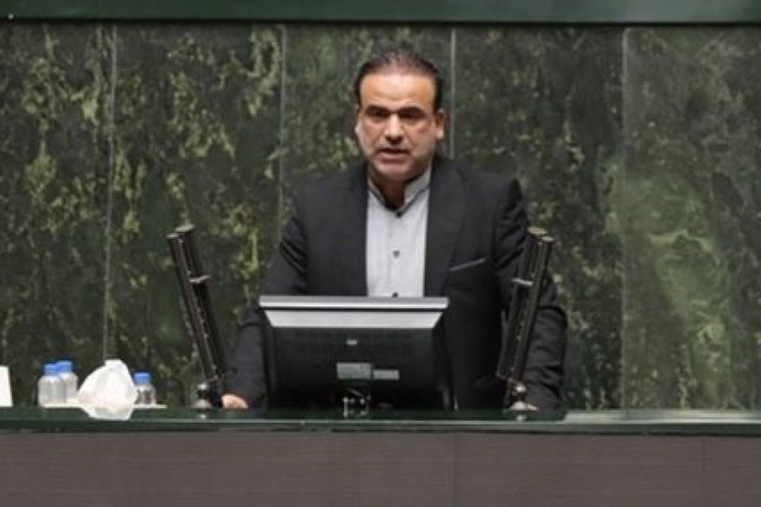 وزیر راه و شهرسازی به مشكلات رانندگان توجه ویژه داشته باشد