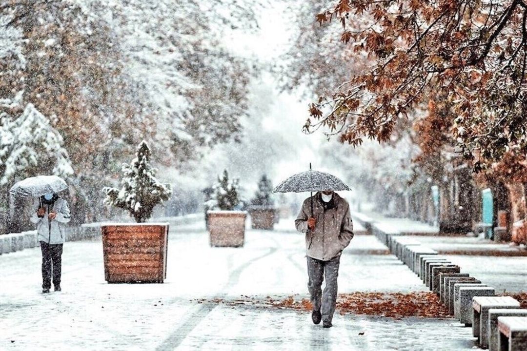 برف و باران در مناطق مركزی كشور/ بارش برف در شمال تهران