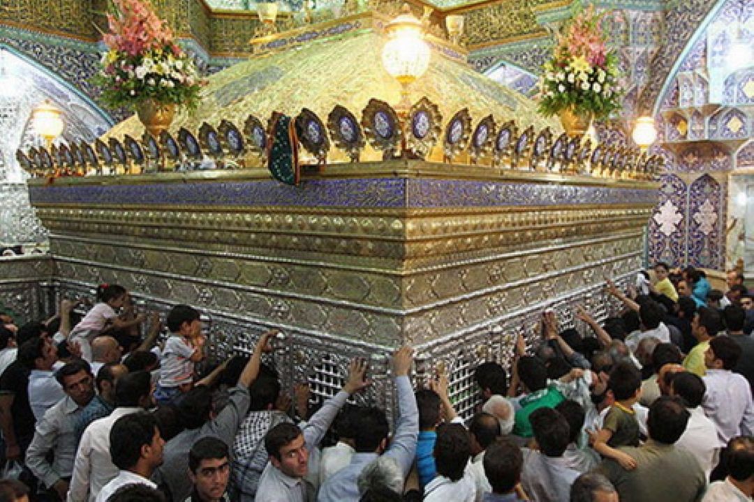 اخت‌الرضا (ع)، بانویی كه سه امام وعده بهشت به زائرانش داده‌اند