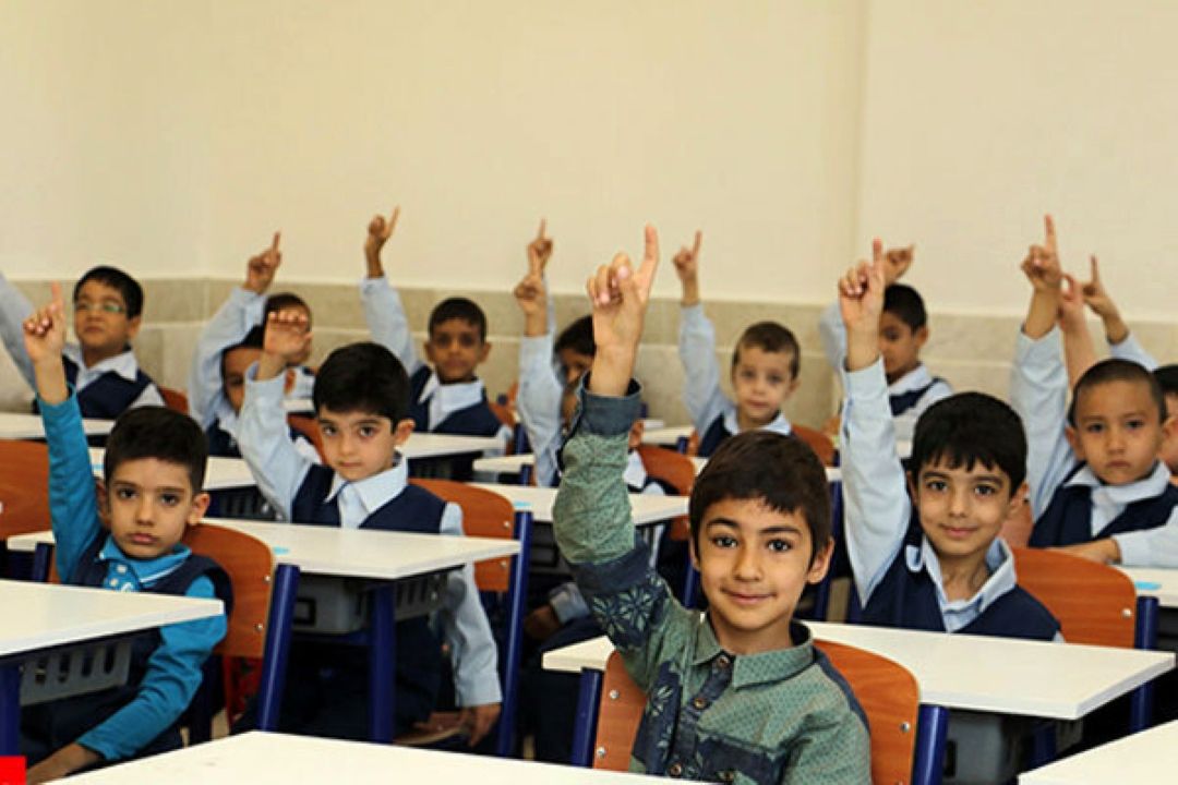 معلم، جامعه و آینده؛ گفتگو درباره مسئولیت‌های مشترك