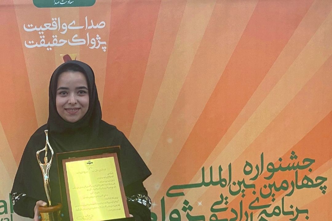 كسب نشان سردار سلیمانی و تندیس جشنواره توسط رادیو ایران