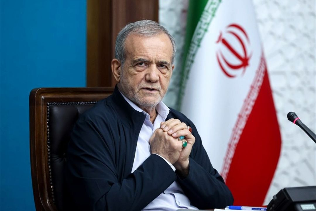 پزشكیان: اگر همه با هم باشیم آمریكا نمی‌تواند كاری ازپیش ببرد