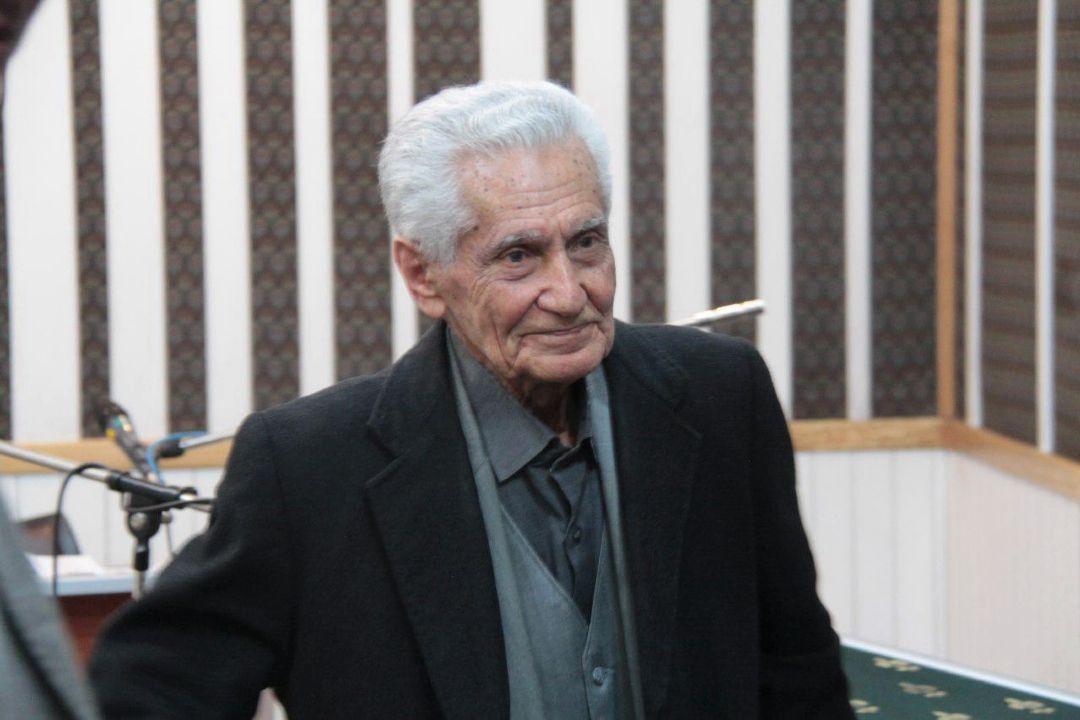 حضور دكتر احمد سمیعی گیلانی در رادیو فرهنگ