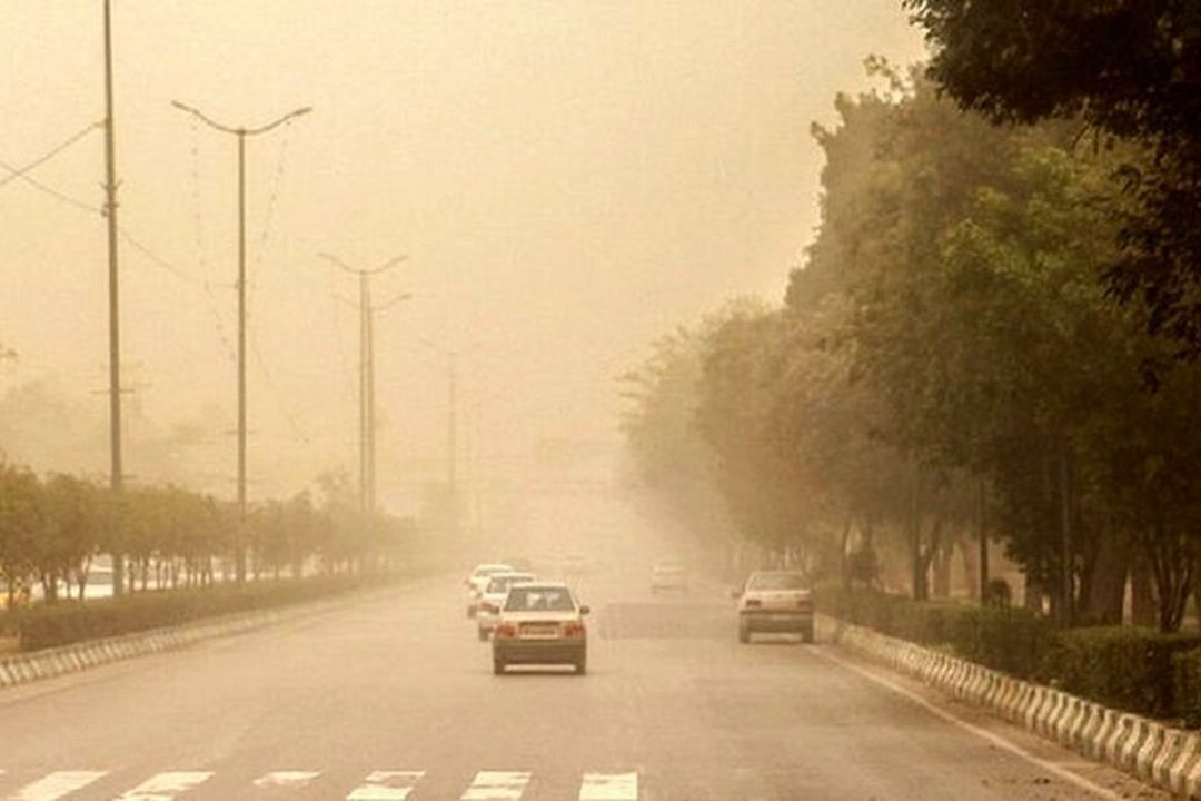 بارش شدید، رگبار و گرد و خاك در راه است
