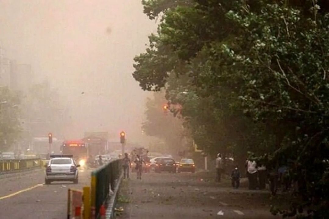 تهرانی‌ها مراقب طوفان و رعد و برق عصرگاهی باشند/ بازگشت گرمای شدید در راه است