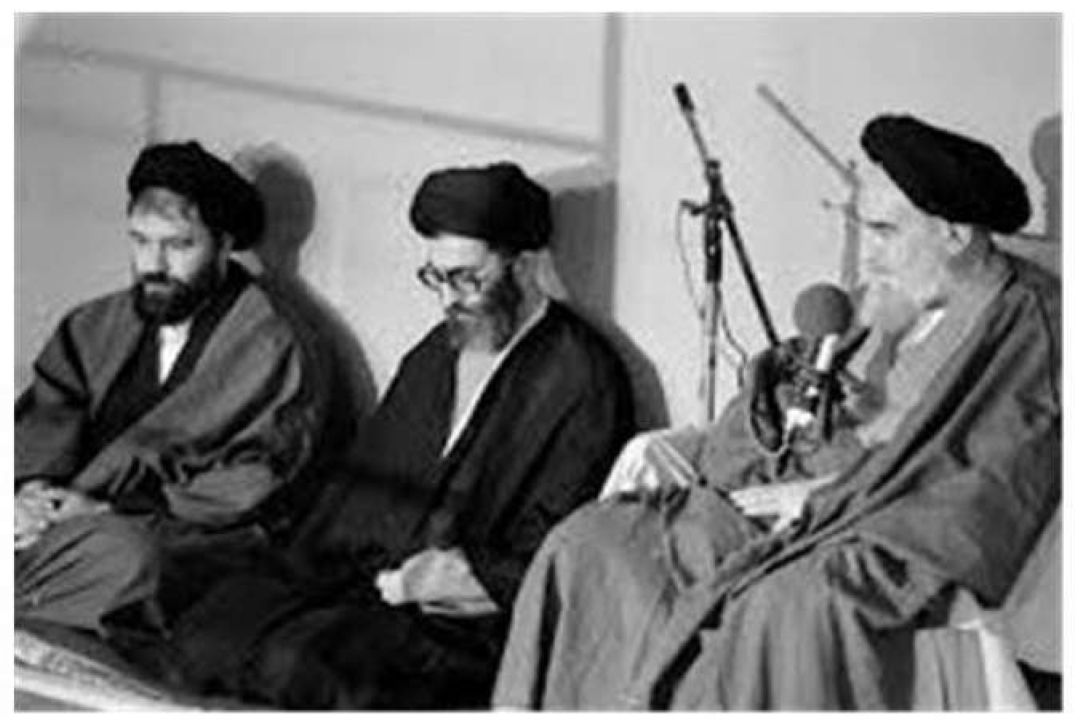 جایگاه معنویت و استقلال در مكتب امام خمینی، راه‌حل عبور از بحران‌ها
