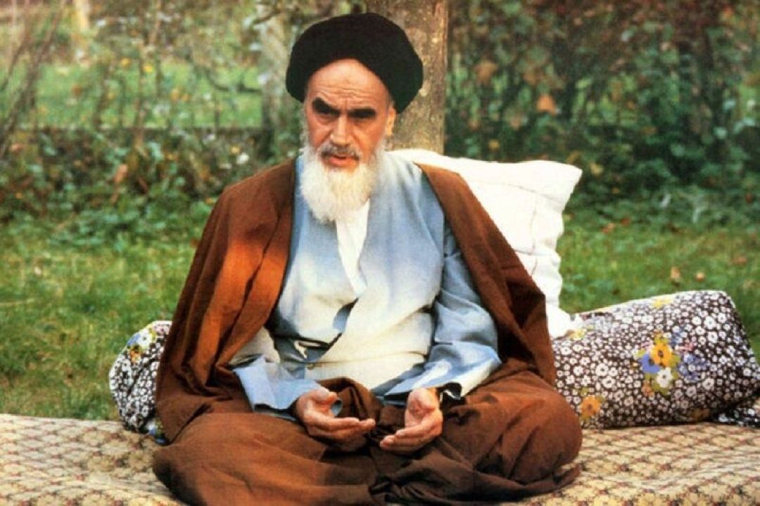 بازخوانی اندیشه سیاسی امام خمینی؛ الگوهایی كه تاریخ انقضا ندارند