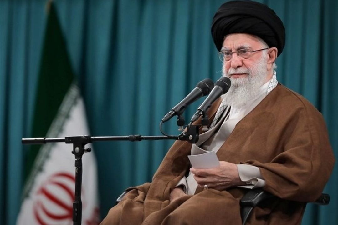 رهبر انقلاب: رژیم صهیونی برای خود سرنوشت دردناكی تدارك دید