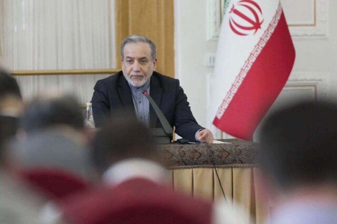 عراقچی: ایران تمامی گزینه‌ها را برای دفاع از حاكمیت، منافع و مردم خود محفوظ می‌دارد