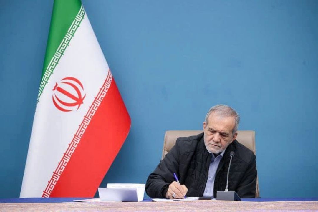 پزشكیان در پیامی به مردم: همه افتخار این پیروزی تاریخی به ملت بزرگ و تمدن‌ساز ایران اختصاص دارد