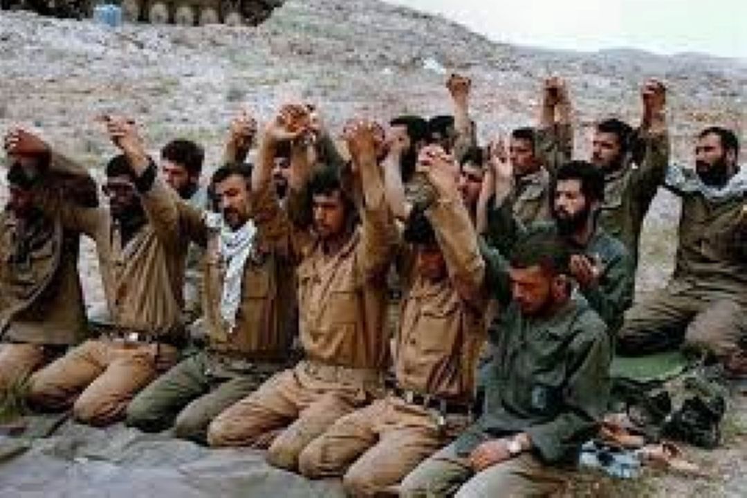  وحدت و ایثار مردم، كلید پیروزی در دفاع مقدس و امروز