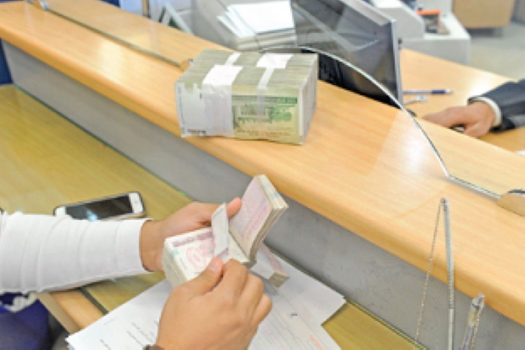 ضعف مدیریتی عامل تاخیر در كاهش سود بانكی +صوت