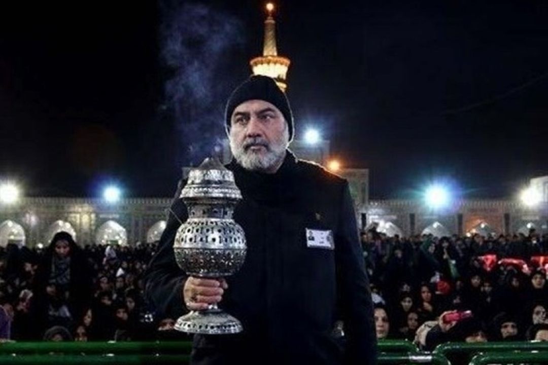 ماه بدون خورشید...