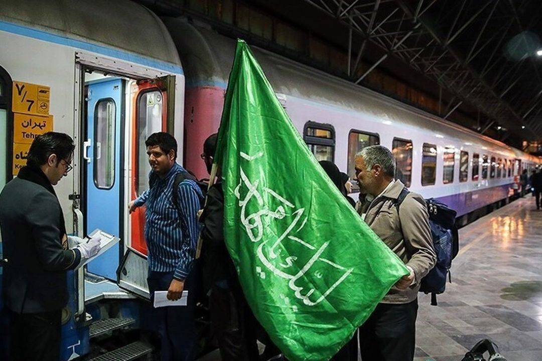 آغاز پیش‌فروش بلیت قطارهای اربعین/ ظرفیت ویژه و حمایت‌های گسترده زائران 