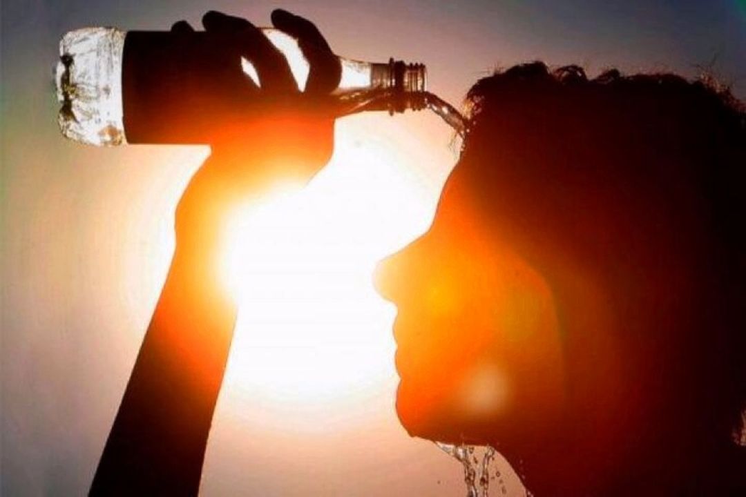 اورژانس كشور: در ساعات اوج گرما از خانه خارج نشوید