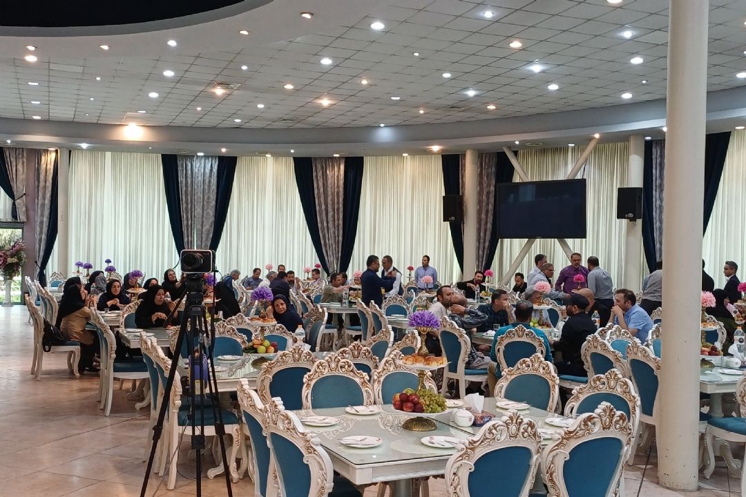 تجلیل از فعالان رسانه‌ای رادیو ایران، در خط مقدم پوشش دفاع مقدس