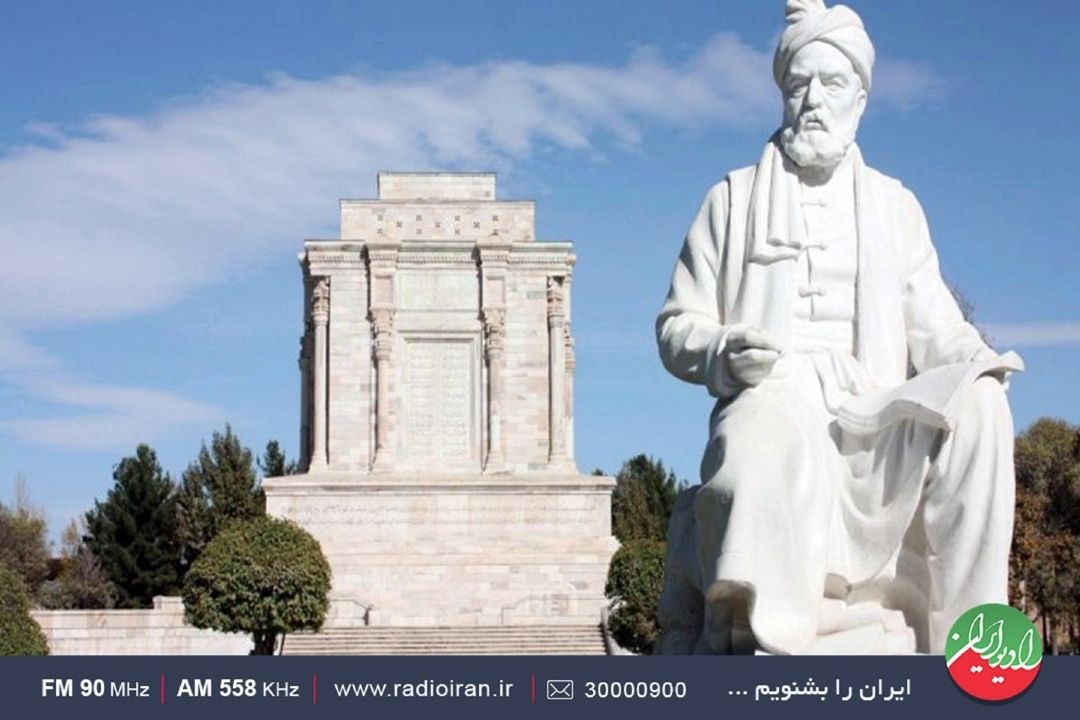 فردوسی گوهری گران‌سنگ است