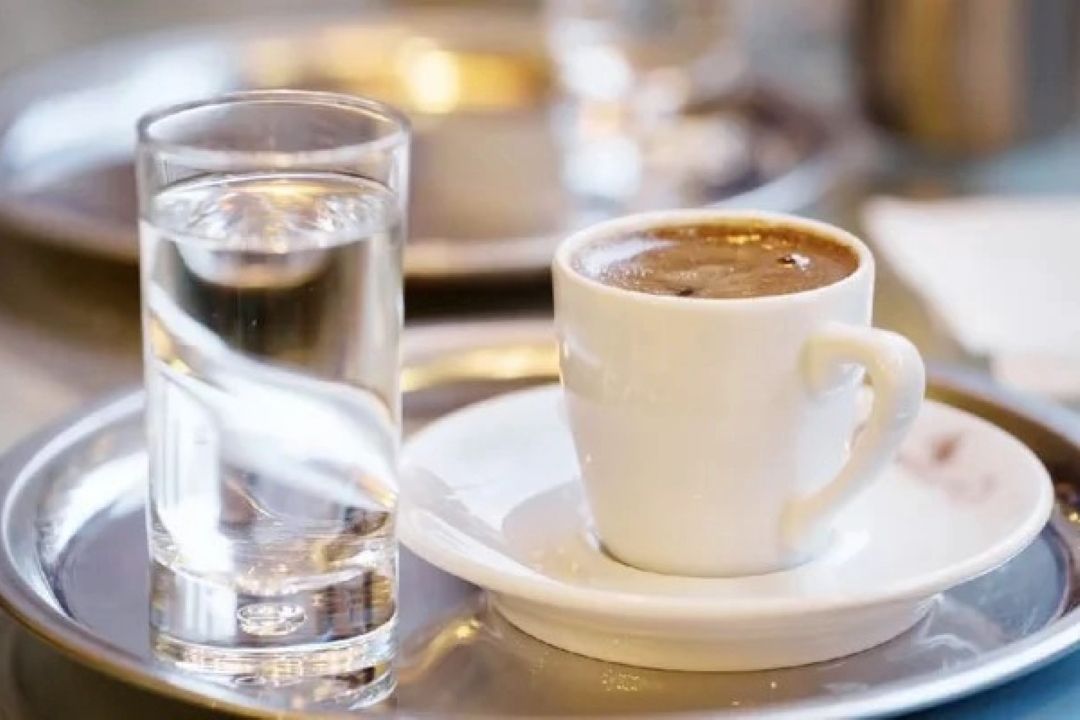  آب مهم‌تره یا قهوه؟