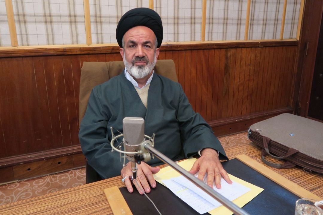 لزوم تغییر رویكرد روحانیون در ارتباط با نسل جوان 