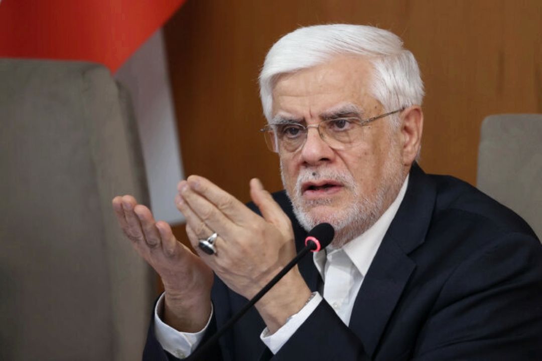 توصیه عارف به نخبگان و تریبون‌داران